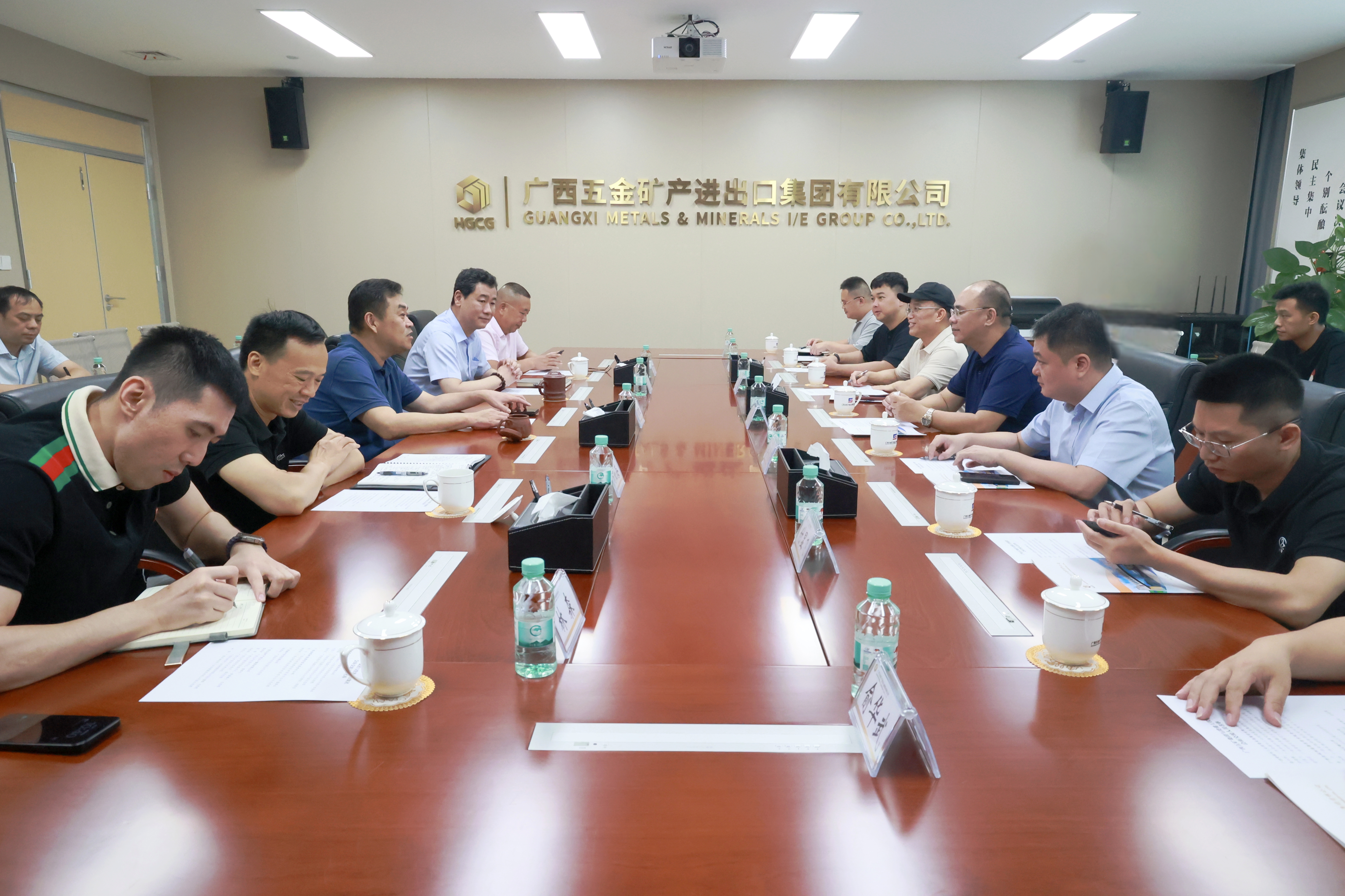 五礦動(dòng)態(tài) | 探索綜合能源合作新模式！曹津津會(huì)見(jiàn)貴港工投集團(tuán)隆永恒一行